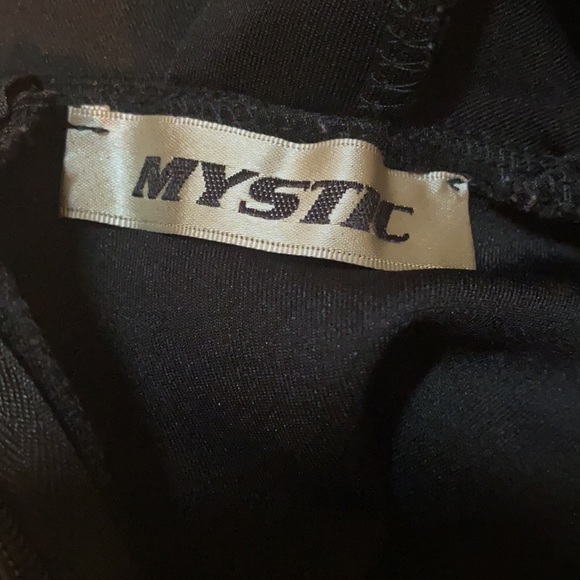 Black low front with mesh dress - Picture 5 of 5